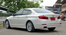 2015 BMW 528i 2.0 LUXURY (F10) สีขาว AT