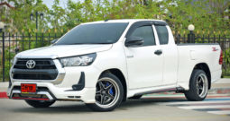 2021 TOYOTA REVO 2.4 ENTRY Z- DEITION SMARTCAB สีขาว M/T