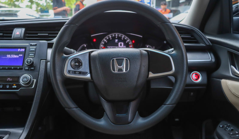 HONDA CIVIC FC 1.8 E I-VTEC ปี2017 full