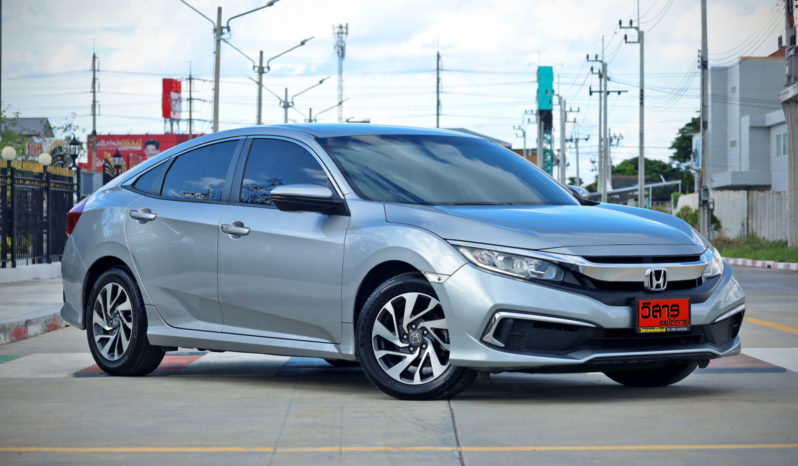 2019 HONDA CIVIC 1.8 E  เกียร์ CVT สีเทา